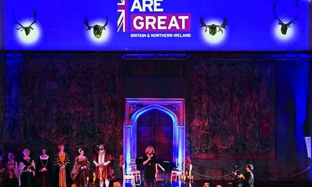 Die Große Halle im Hampton Court Palace ist Schauplatz des Galadinners. Photo: MeetGB