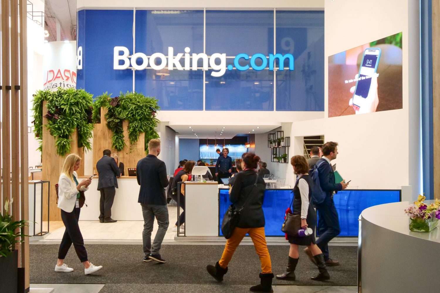 Stand von Booking.com auf der ITB 2019. Foto: ITB