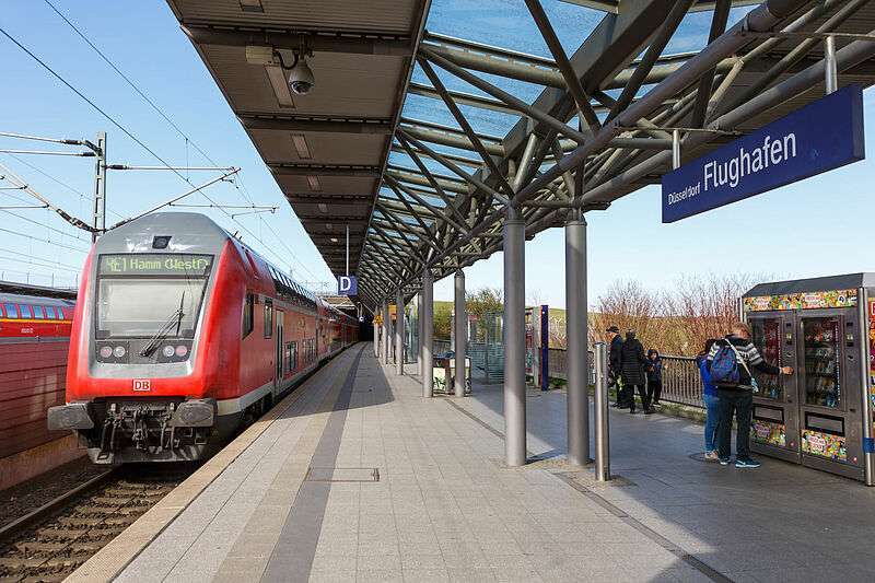 Der Flughafen Düsseldorf wird in den nächsten Wochen wieder nur eingeschränkt von Nahverkehrszügen bedient. Foto: Boarding1Now/iStock