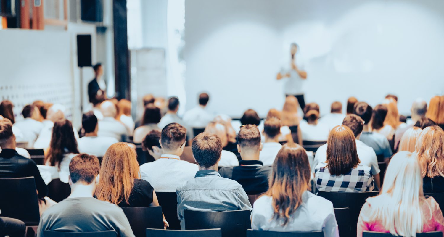 Event, Menschen sitzend