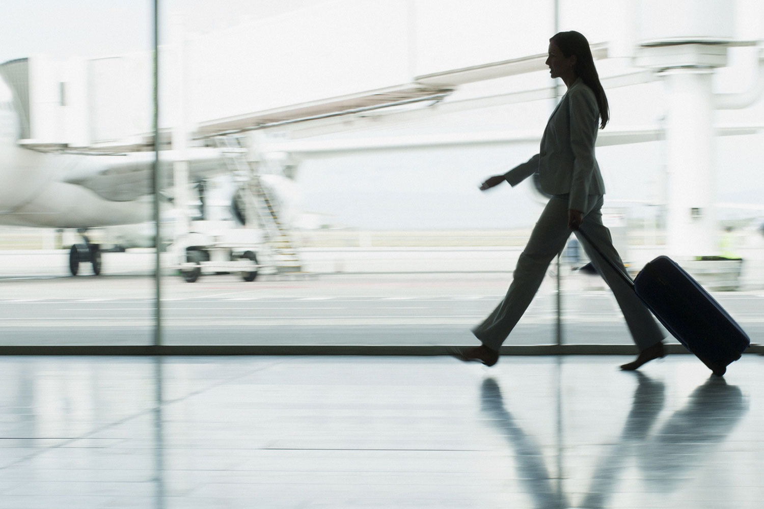 Flughafen, Frau , Koffer