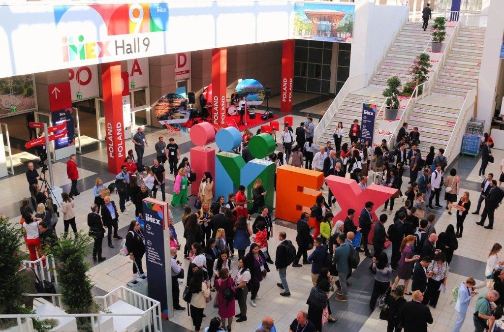 Vistula University Choir Joins Musical Mornings at IMEX
