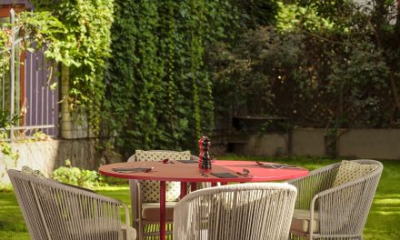 Radisson RED Berlin Kudamm eröffnet neue Gartenterrasse